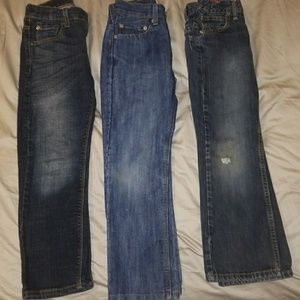 3 pairs of jeans bundle.